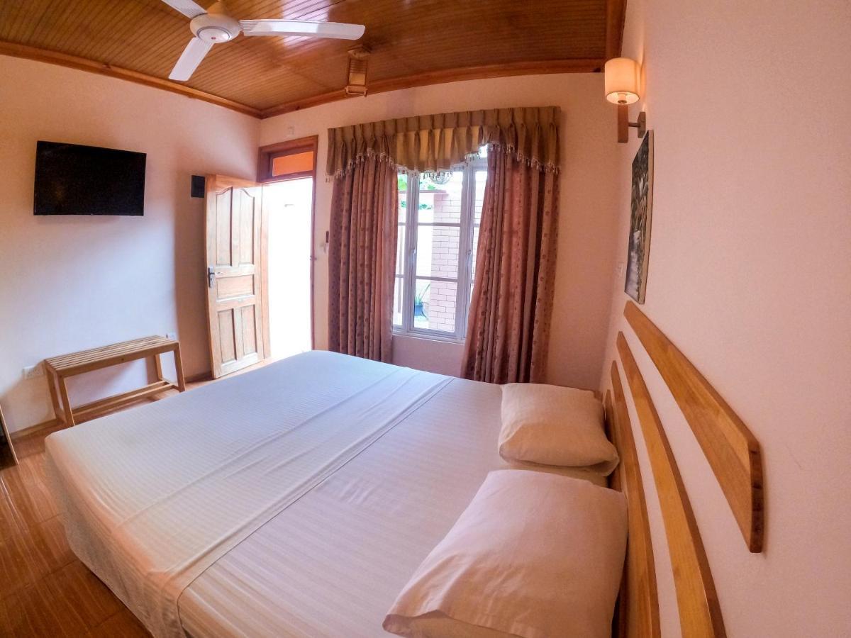 New Breeze Thoddoo Inn Εξωτερικό φωτογραφία