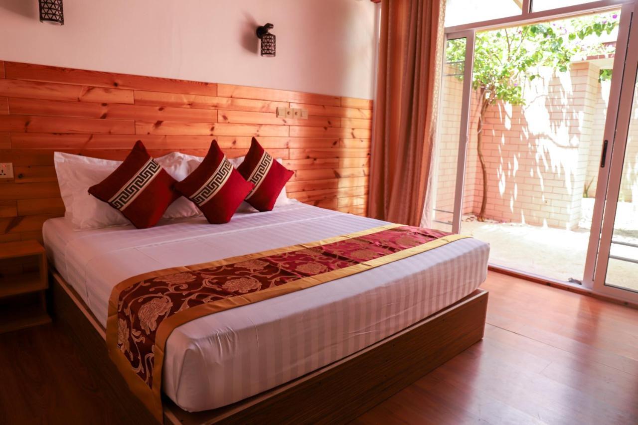 New Breeze Thoddoo Inn Εξωτερικό φωτογραφία